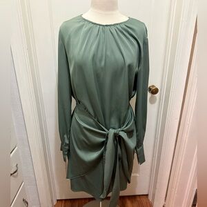 Elegant Green Women's Dress